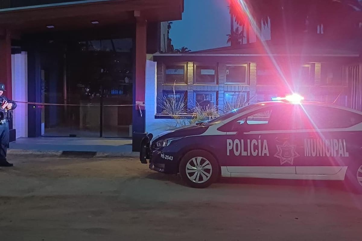 Capturan a dos sujetos por extorsión a un comercio en Ensenada