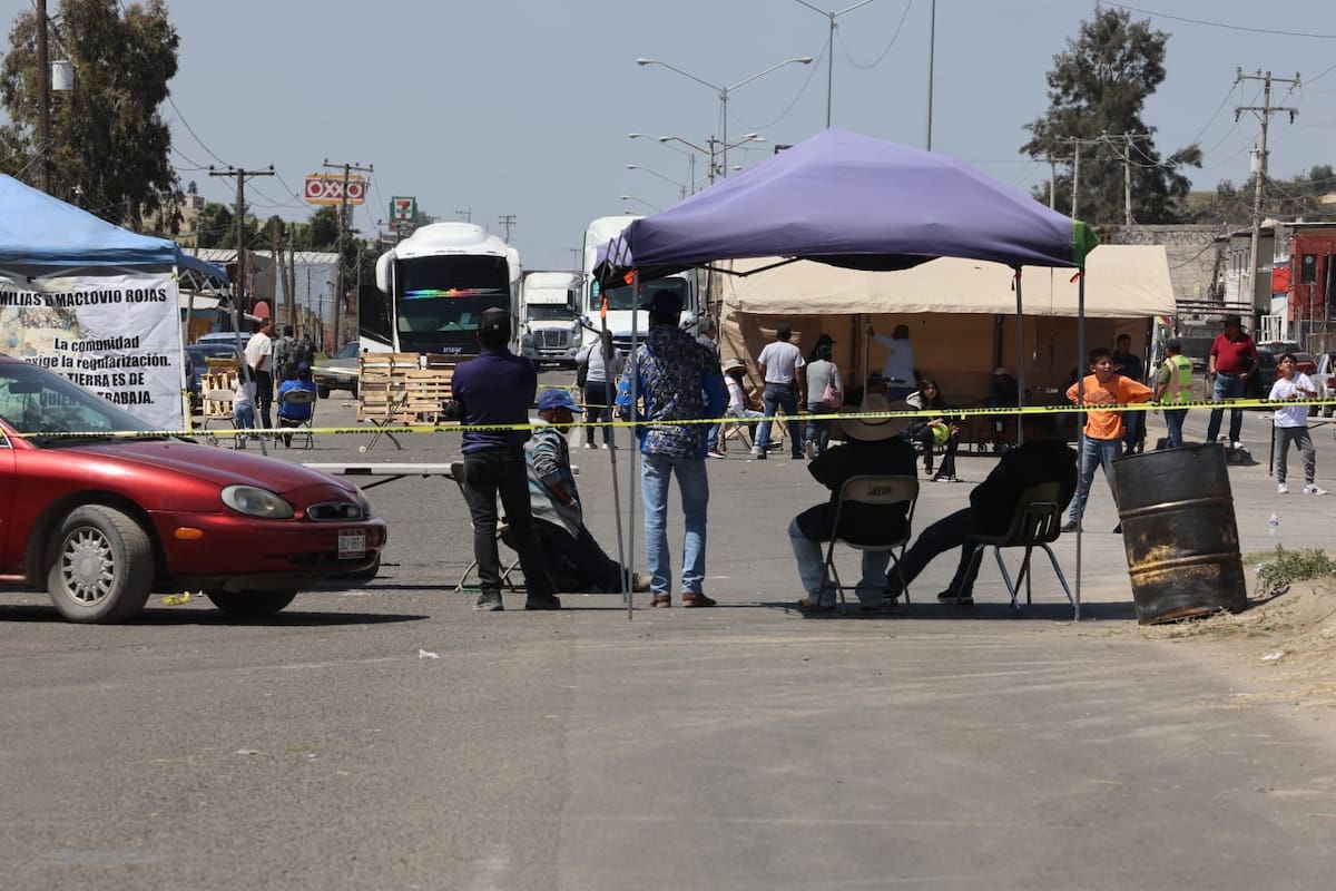 Bloqueo de la carretera libre Tijuana-Tecate ‘atora’ a choferes
