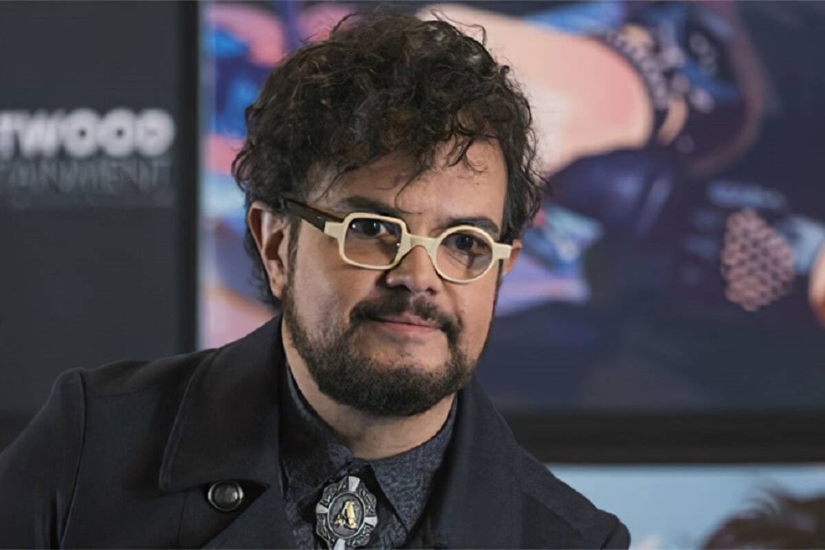 Aleks Syntek estalla contra Telehit por publicar un meme en su contra