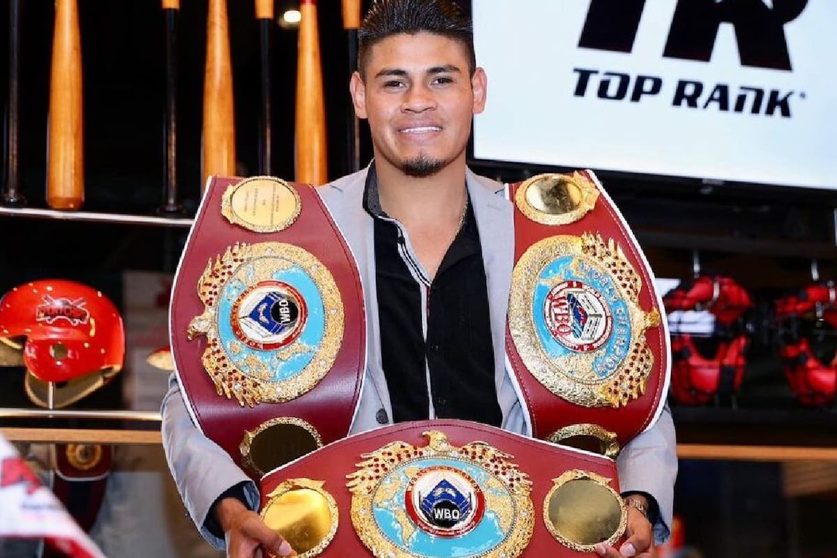 “Vaquero” Navarrete buscará su cuarto título mundial este sábado frente a Berinchyk