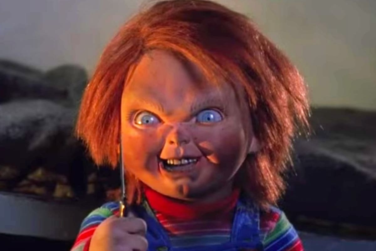 ¡De terror! Así se vería Chucky si hubiera llegado a convertirse en niño real, según la IA