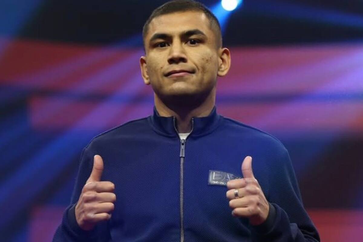 Boxeador fronterizo ‘Logan’ Hernández se gana el respeto en Arabia Saudita