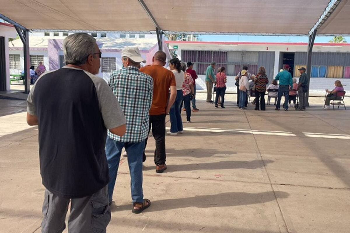 Falta de personal retrasa apertura de casillas en SLRC