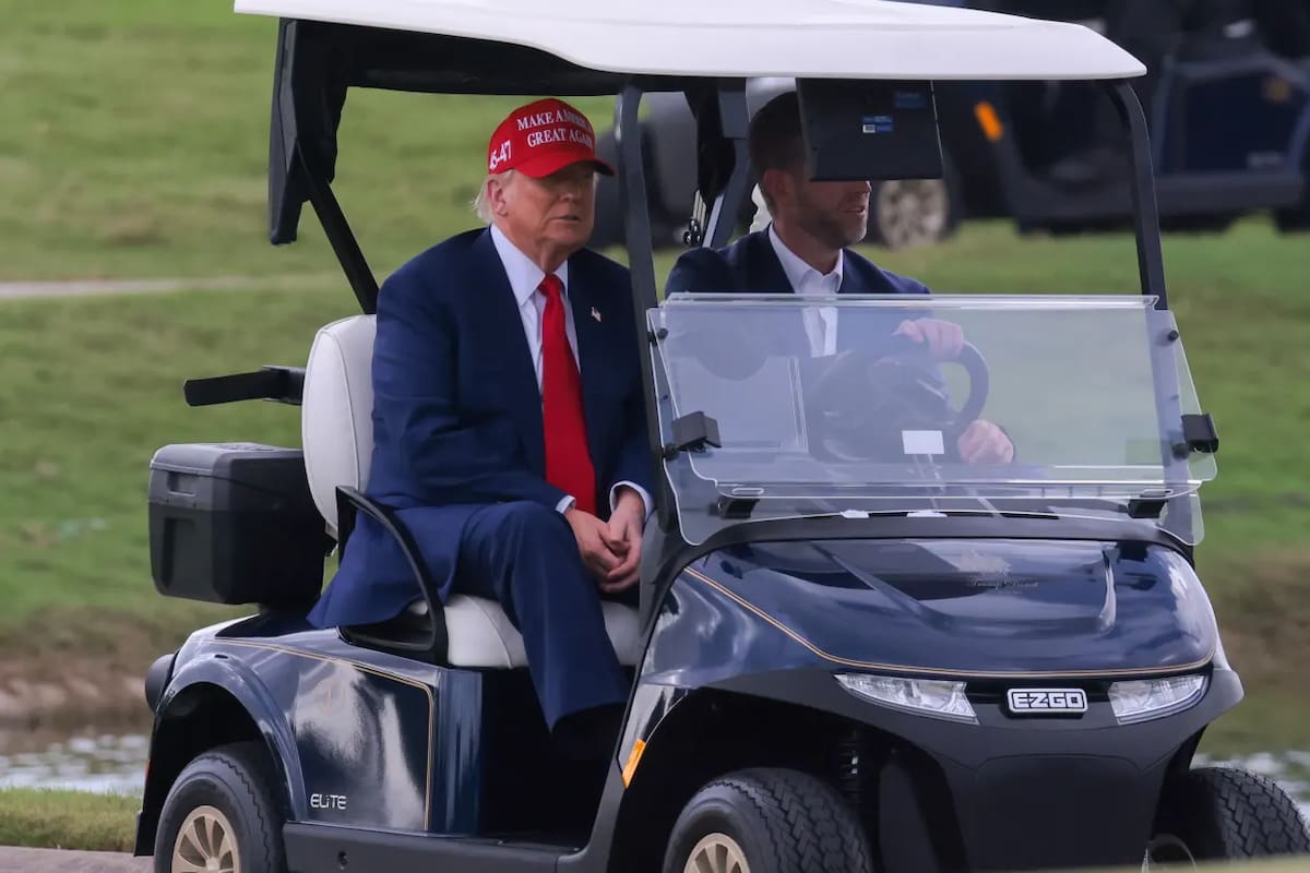 Cazas de EEUU interceptan dos aviones que violaron el espacio aéreo restringido sobre el club de golf de Trump en Nueva Jersey