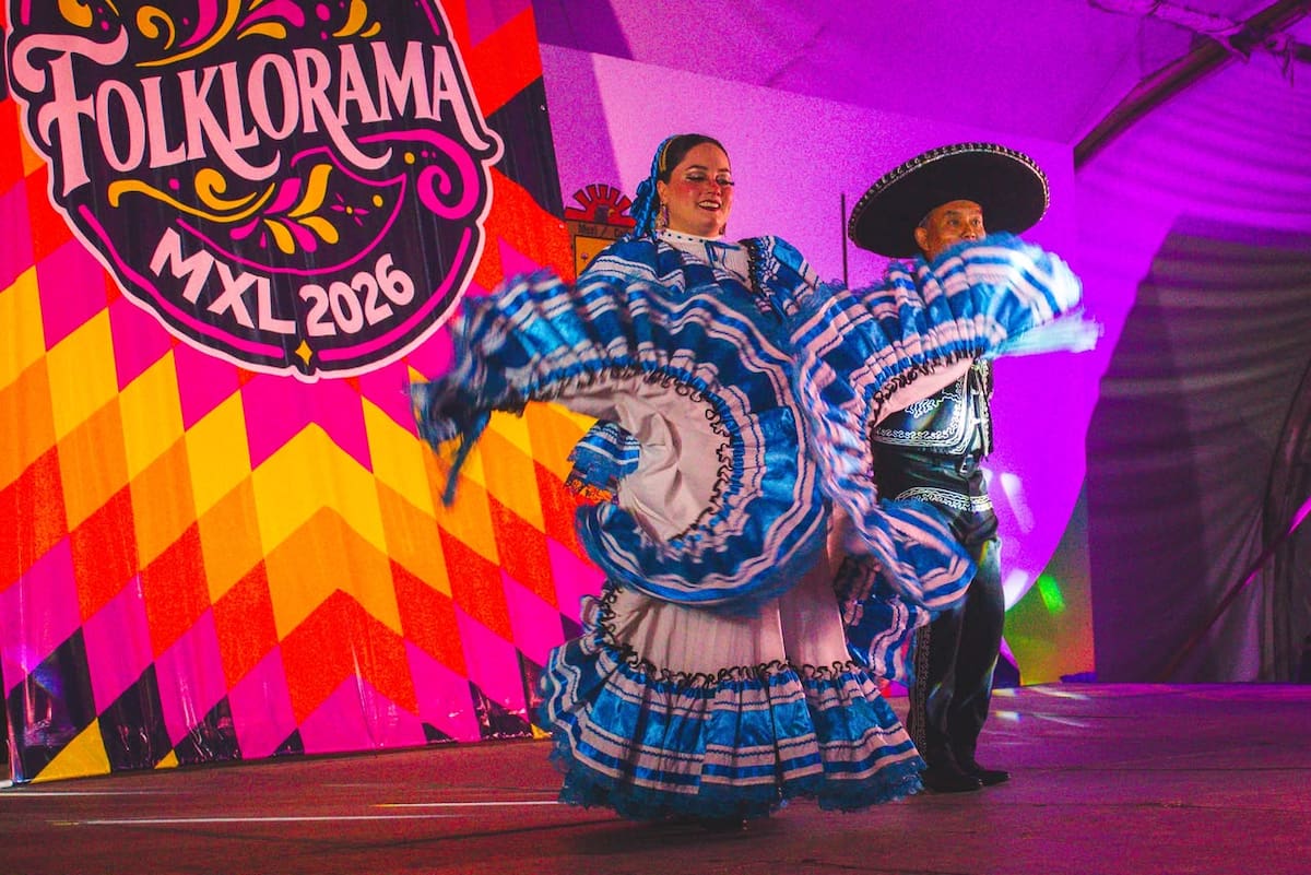 Integrantes de distintas academias de danza participaron en las actividades de las Fiestas del Sol con presentaciones de disciplinas como danza contemporánea. FOTO: René Acosta
