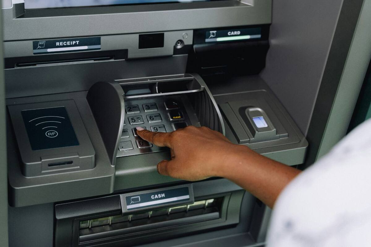 SAT emite advertencia para clientes de BBVA, Santander y Banamex