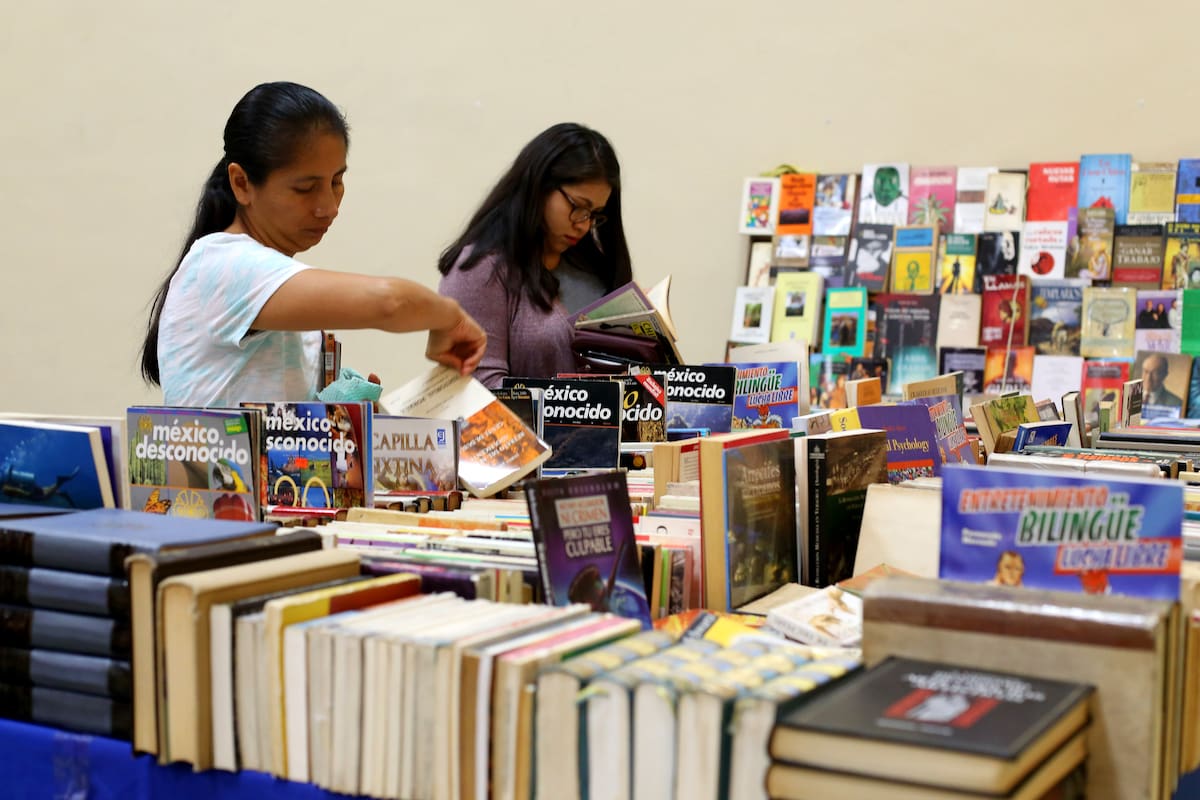 Realizan ‘Feria del Libro Antiguo’ en Mexicali