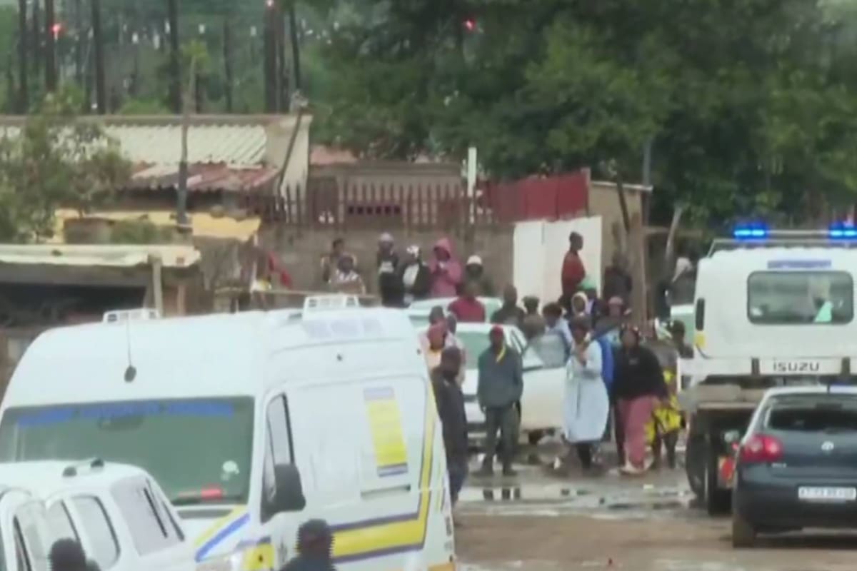 Tiroteo en Sudáfrica deja nueve muertos y al menos diez heridos