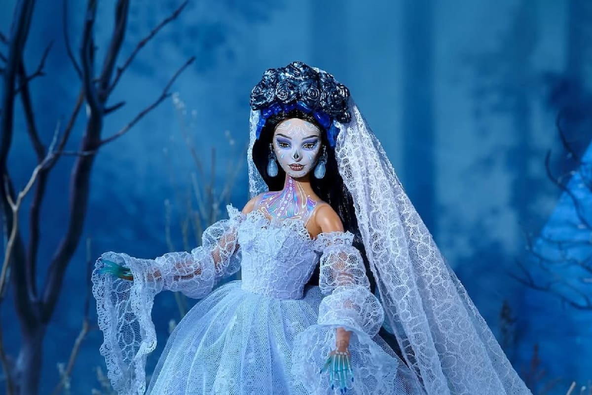 Barbie celebra el Día de Muertos con la Llorona