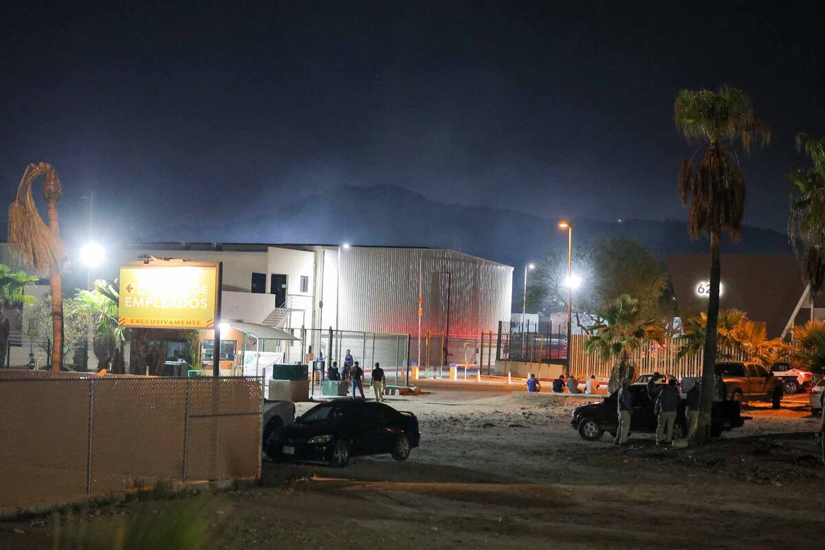 Incendio en Caffenio sobre carretera a Nogales