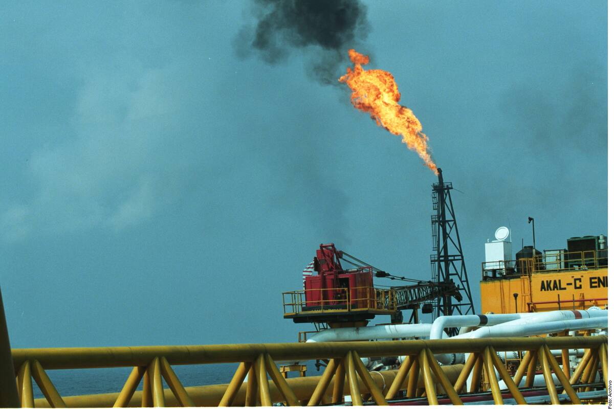Pemex reduce sus pérdidas un 93.4 % en el primer trimestre de 2021