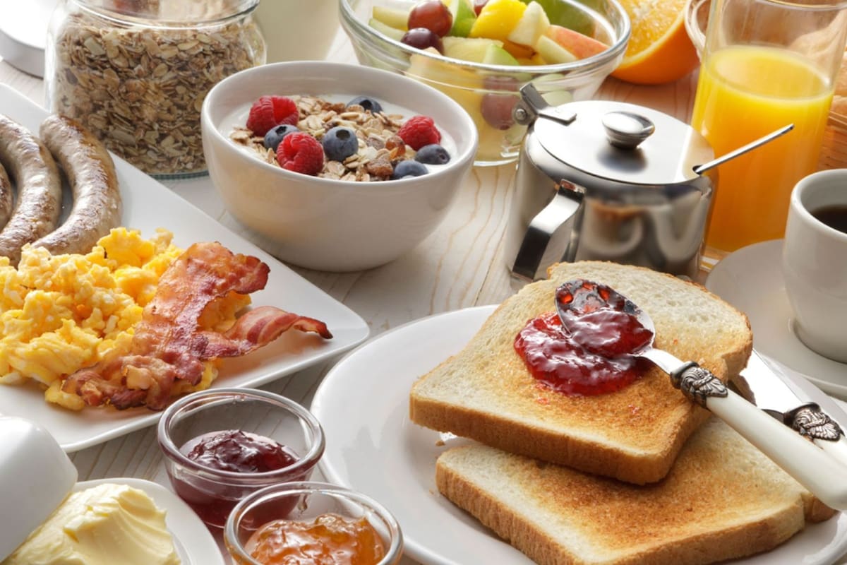 ¿Desayuno dulce o salado? Esto dicen los expertos sobre cuál es más saludable