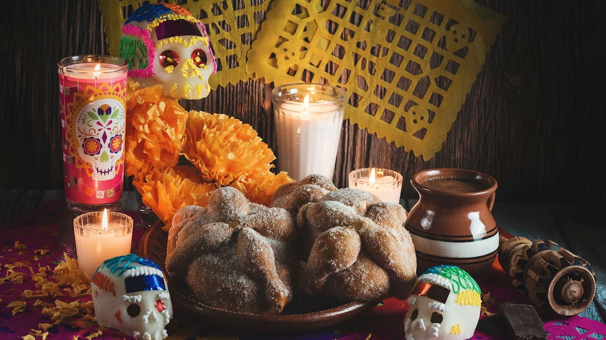 Cómo mantener fresca la comida de tu altar de Día de Muertos por más días| Foto: Especial