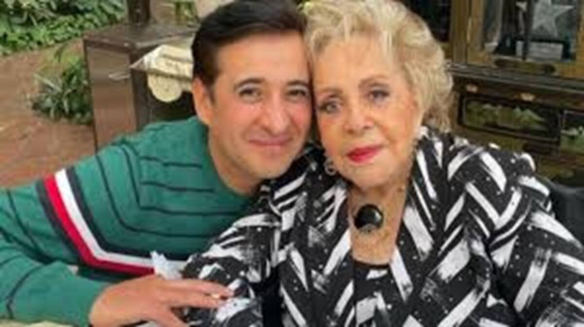 Iván Cochegrus, amigo cercano de Silvia Pinal y su familia.