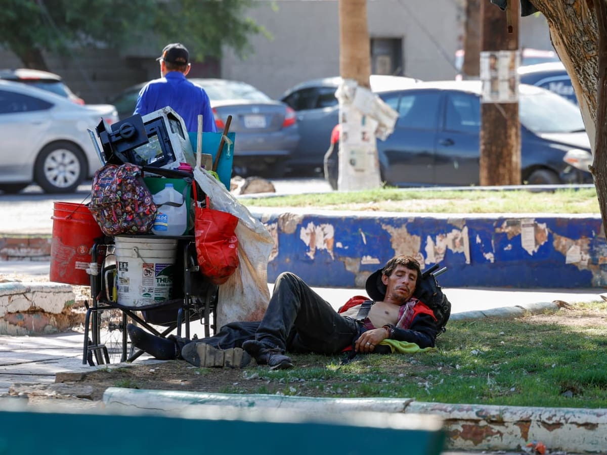 La falta de espacios de resguardo y el incremento de personas vulnerables ocurre mientras Mexicali se mantiene entre las ciudades más calientes del país.│Foto: Juan J. Morales