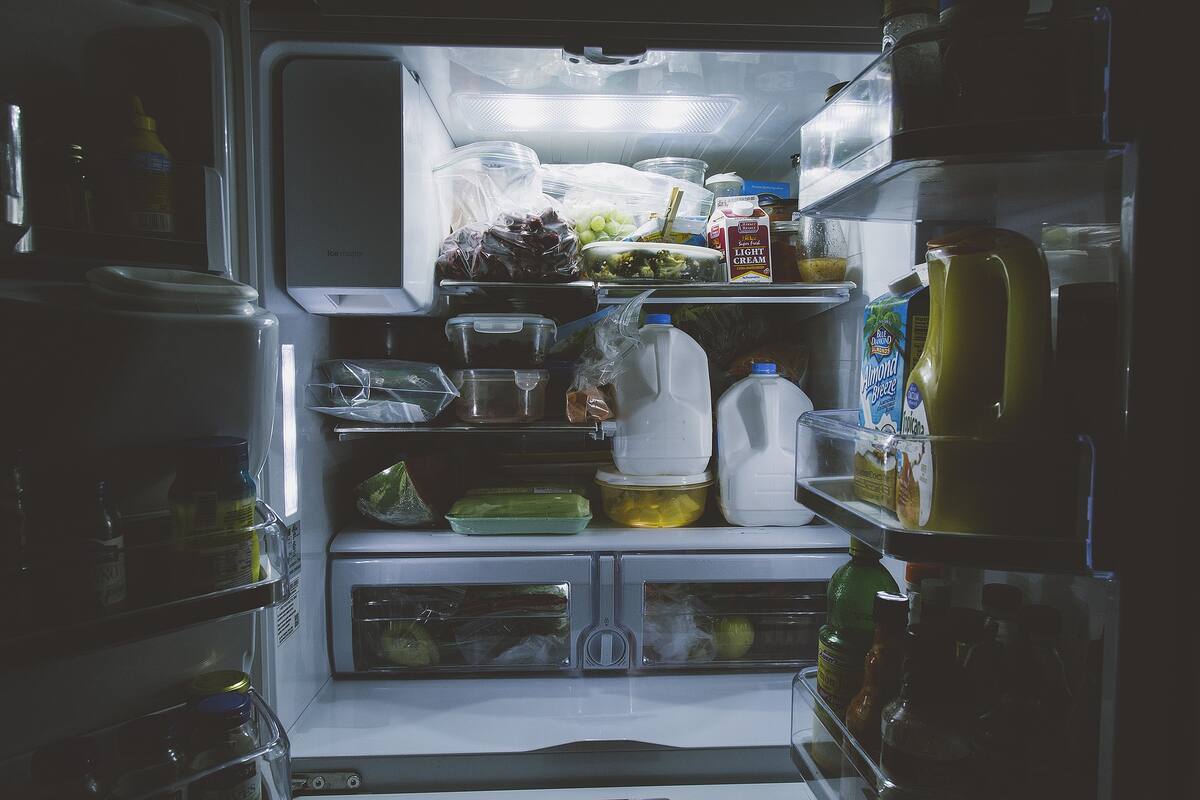 Aterrador: Mujer conservó cuerpo de esposo 10 años dentro de un refrigerador