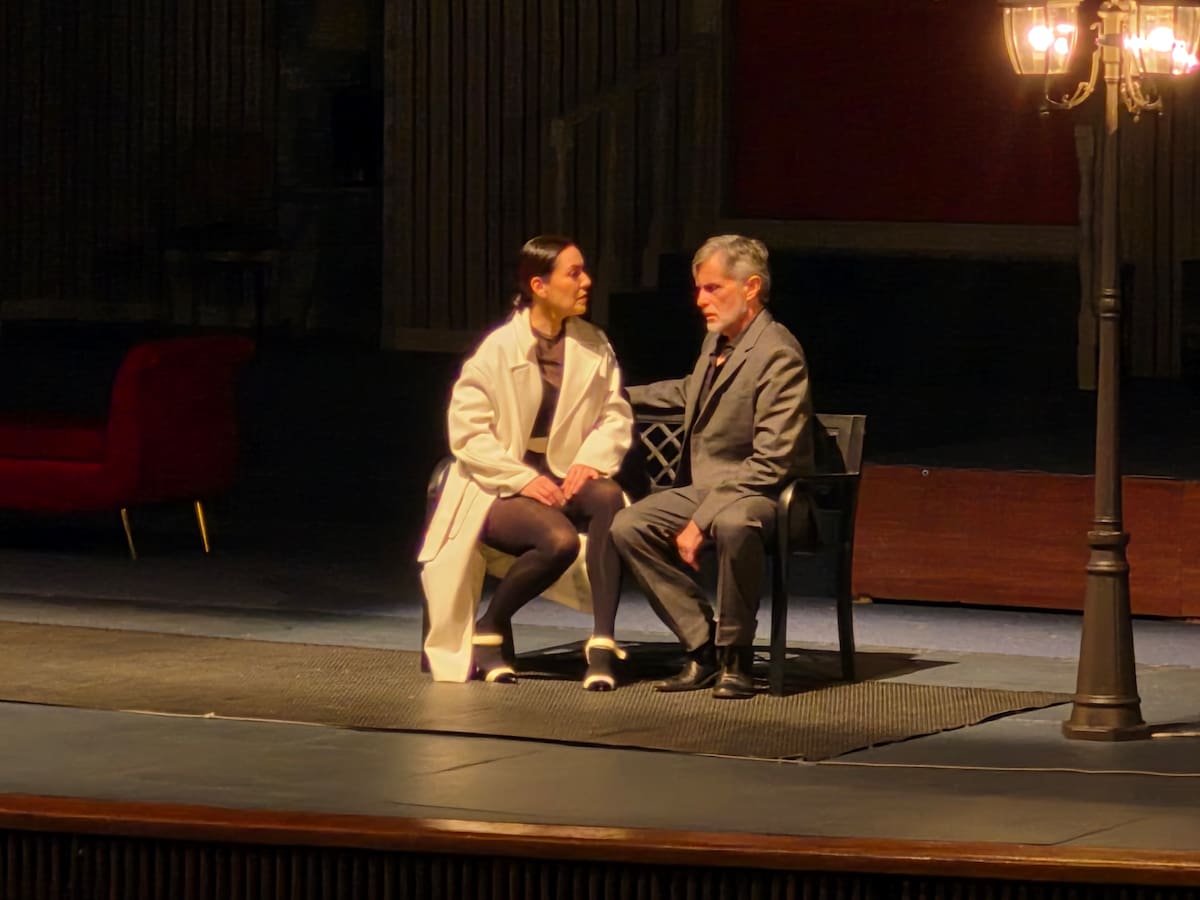 La puesta de Humberto Zurita llenó la sala de espectáculos del Cecut de risas y aplausos. Foto: Víctor Delgado