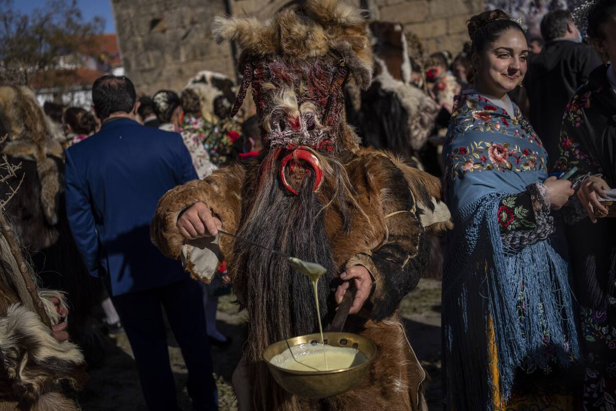 Regresan ‘Las Carantoñas’ al pueblo español de Acehuche