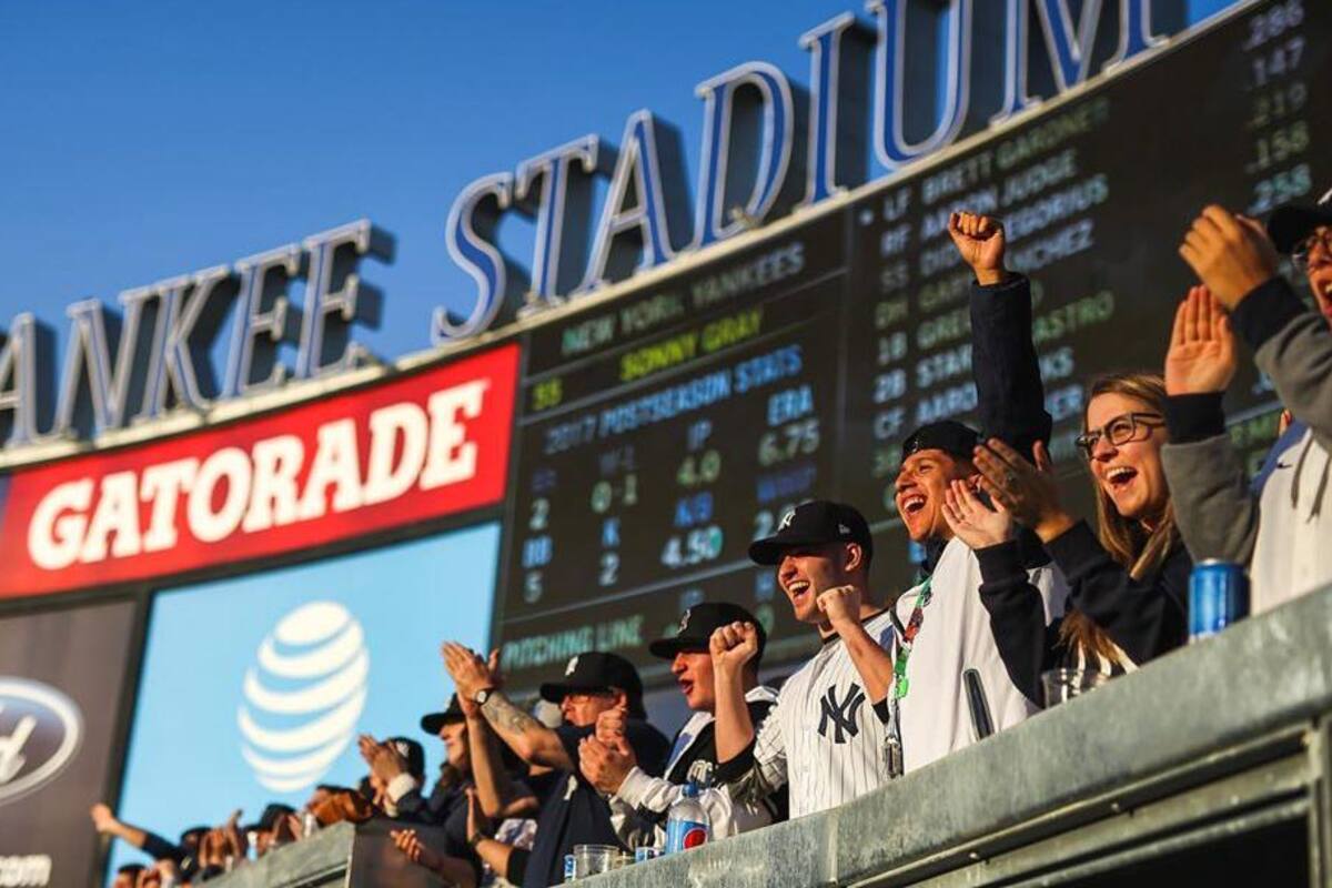 Aficionados de Nueva York demandan a MLB por no regresar dinero de boletos