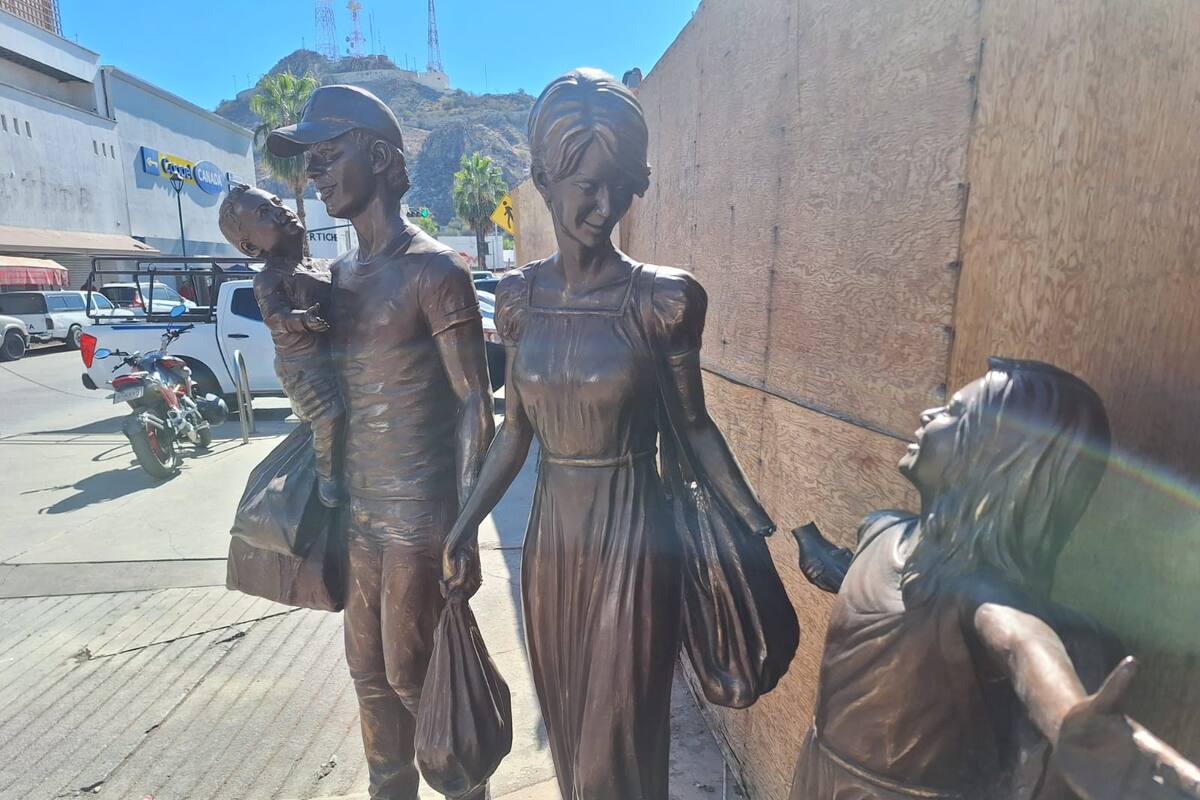 Centro de Hermosillo marcado por vandalismo en estatuas y más