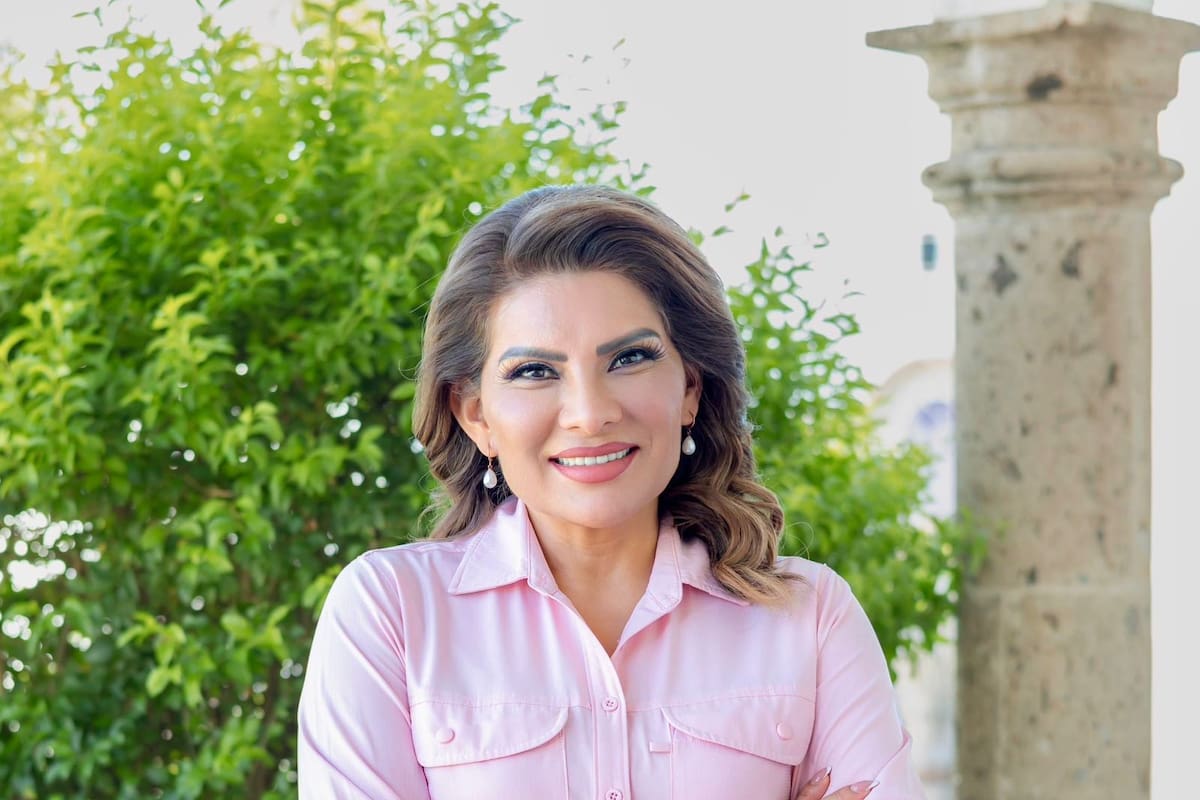 Desea Lorenia Valles buen regreso a clases a comunidad escolar