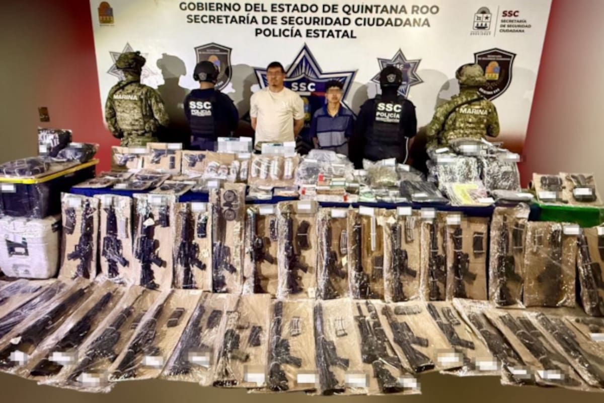 Desmantelan operativo logístico del CJNG en Cancún; capturan a dos integrantes y aseguran arsenal