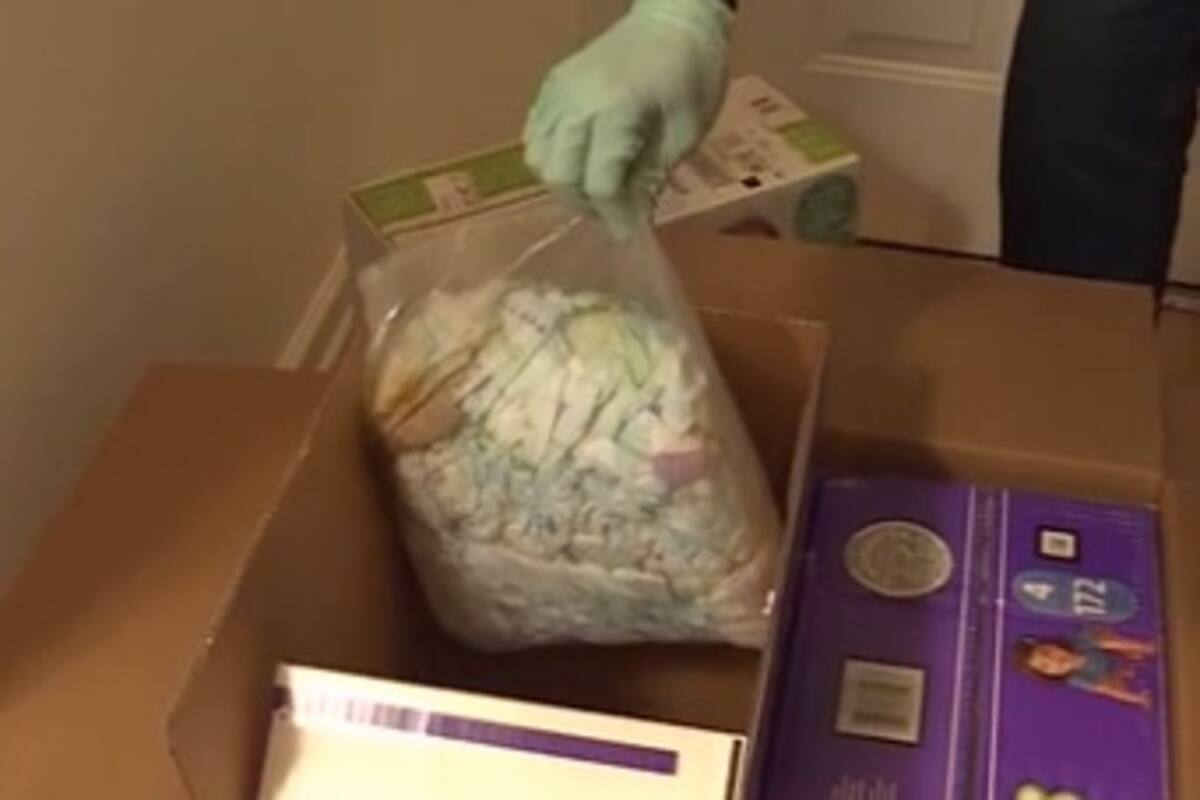 Compran pañales en Amazon y los reciben usados