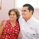 Froylán Gámez escucha a habitantes de Nacozari