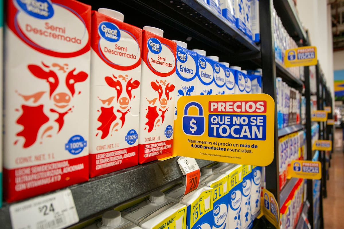 Walmart y Bodega Aurrera mantendrán sin cambios durante 90 días los precios de más de 4,000 productos participantes en México.