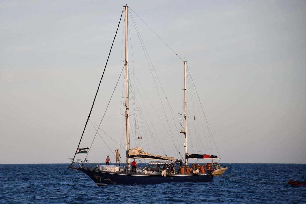 Madleen, el barco de la Flotilla de la Libertad que se dirigía a Gaza. Foto: EFE/EPA/ORIETTA SCARDINO