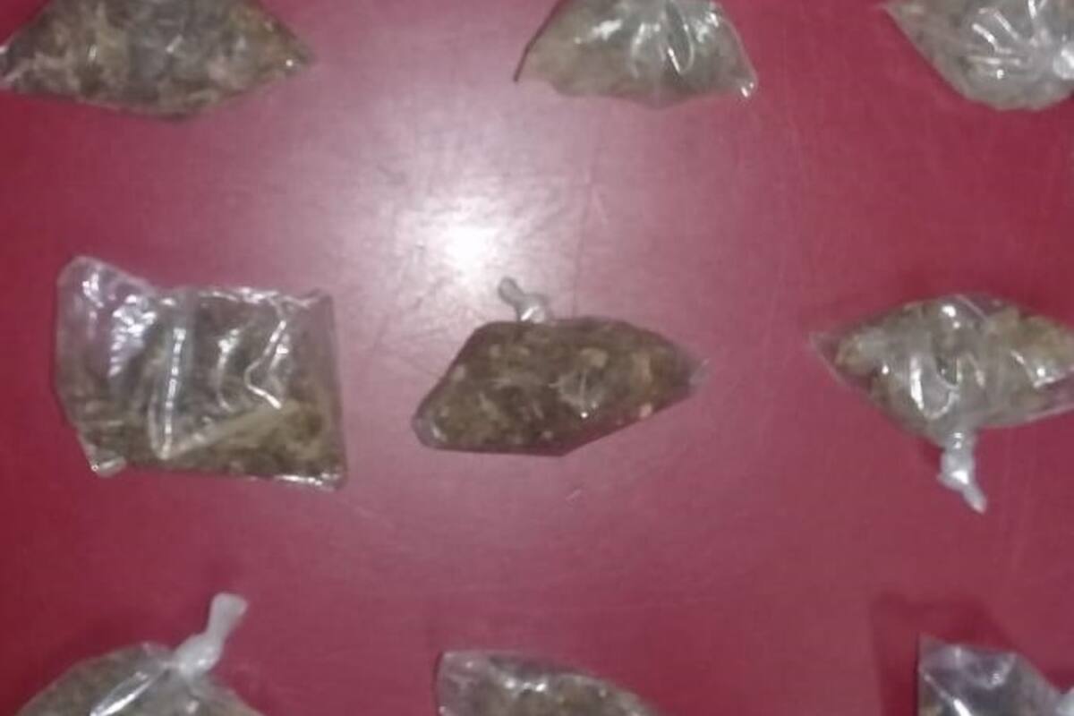 Detienen a tres con droga en SLRC