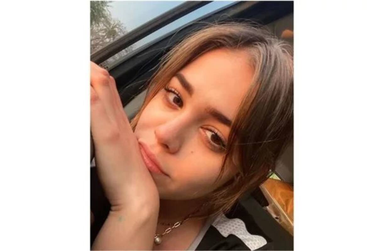 Danna Paola disfruta en bikini durante la cuarentena