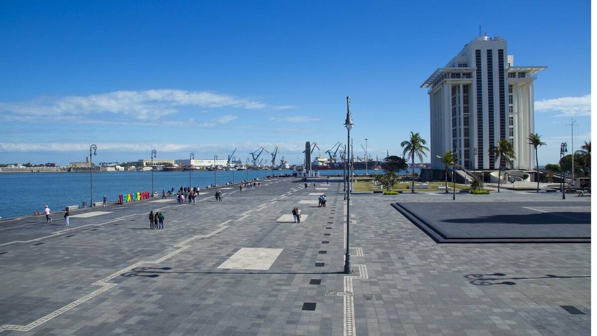 ¡100 años de concesión! AMLO busca revocar contrato de un siglo en Puerto de Veracruz