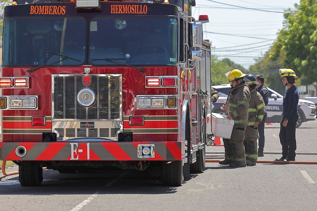 Bomberos de Hermosillo recibirán cuatro extintoras