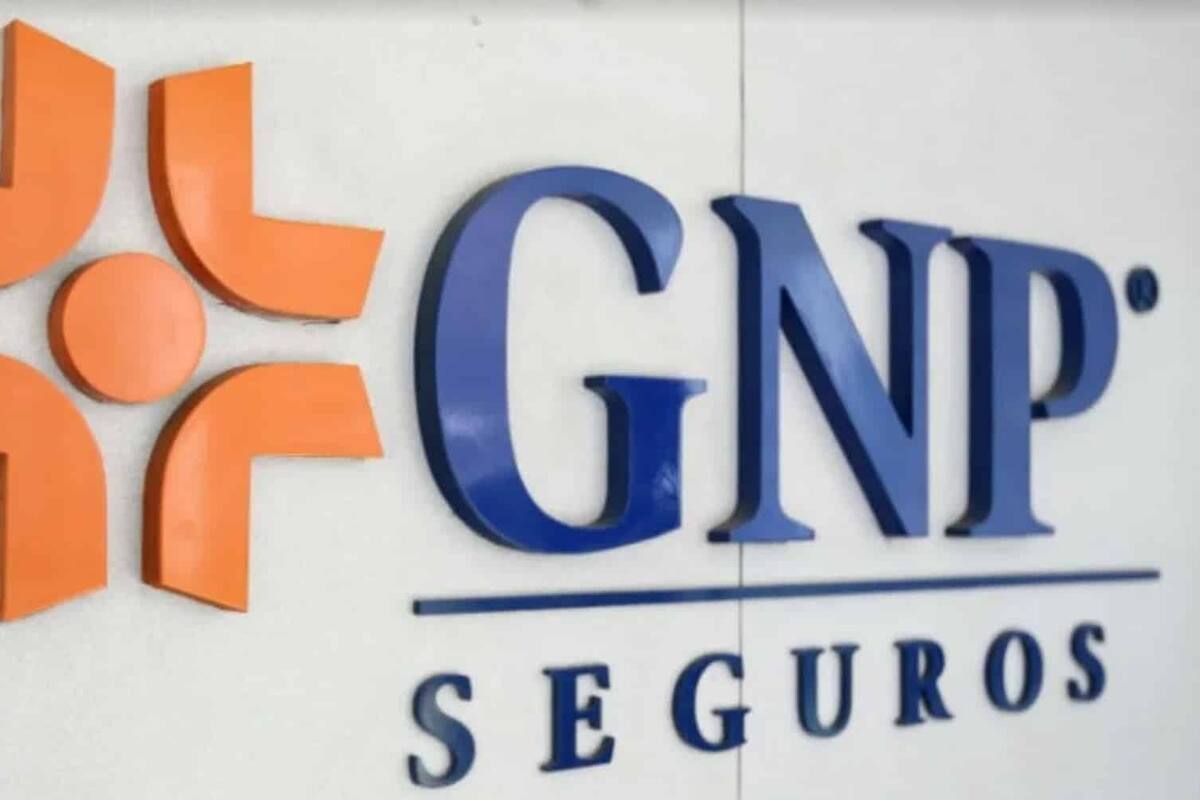 Hombre cancela seguro GNP por aumento de precio y descubre inconsistencia en su sitio web