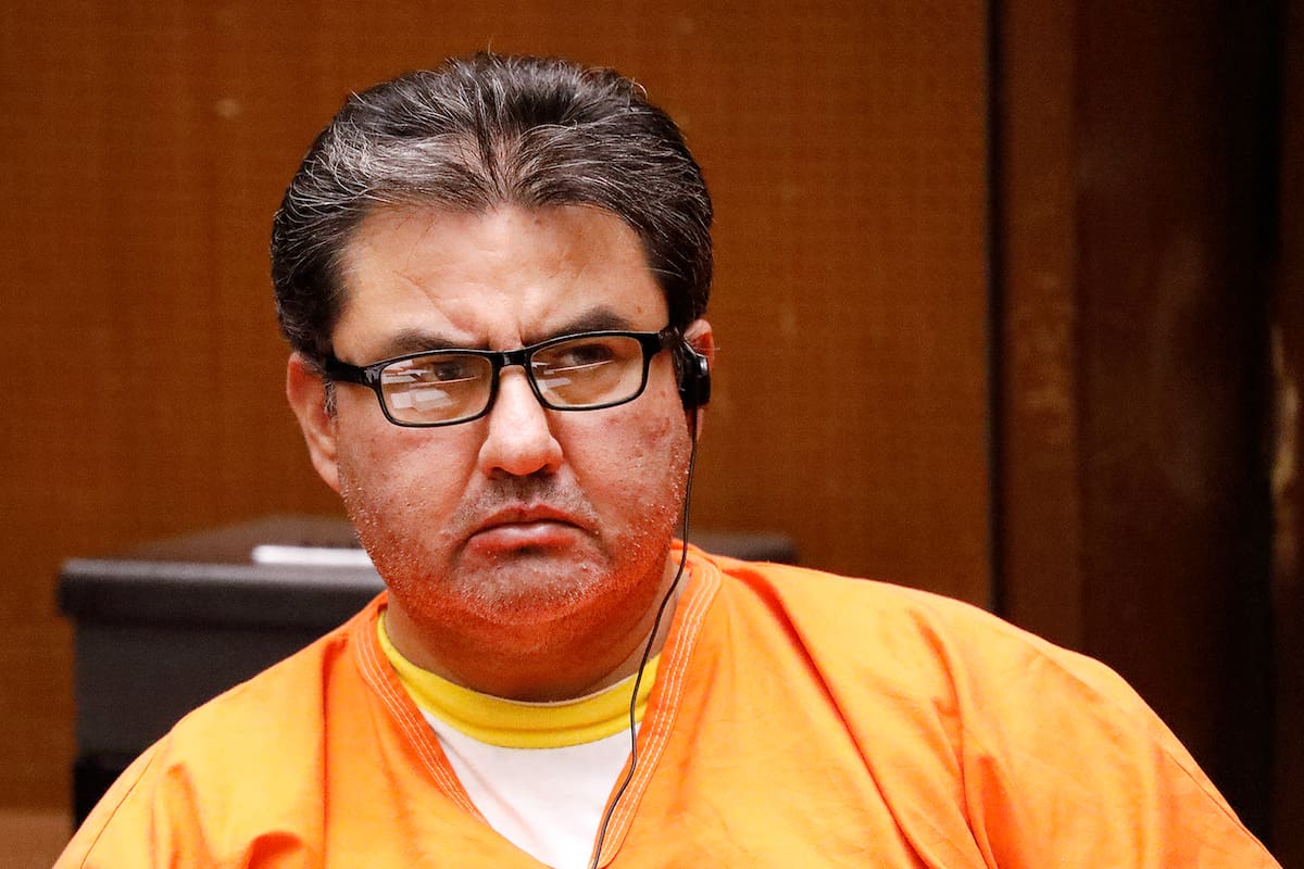 En esta imagen del 15 de julio de 2019, Naasón Joaquín García, líder de una iglesia evangélica con sede en México y filiales en todo el mundo, durante su audiencia de fianza en la Corte Superior de Los Ángeles. (Al Seib/Los Angeles Times via AP, Pool, Archivo)