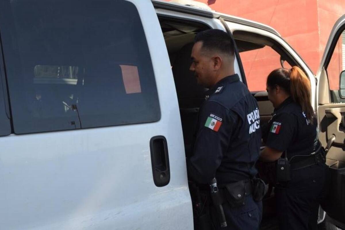 Rescatan a tres niños de omisión de cuidados en Ensenada