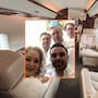 Familiares de Rocha Moya y su secretario de Finanzas habrían volado en jets privados con costos superiores a 500 mil pesos por trayecto, de acuerdo con reportes difundidos en redes sociales
