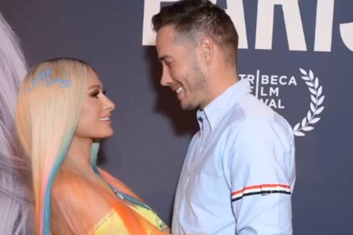Paris Hilton se siente plena a lado de su novio Carter Reum, con quien celebró su primer aniversario