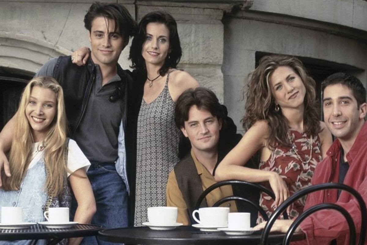 Lisa Kudrow se enfadaba mucho con la audiencia del estudio de “Friends” porque se reían demasiado tiempo cuando las cosas “no eran graciosas”
