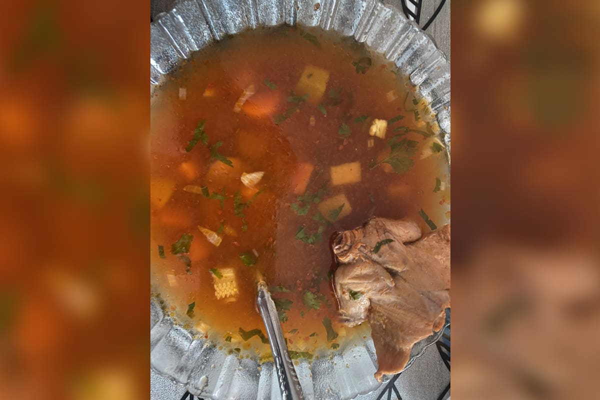 Caldo de rata se hace popular en mercado de San Luis Potosí