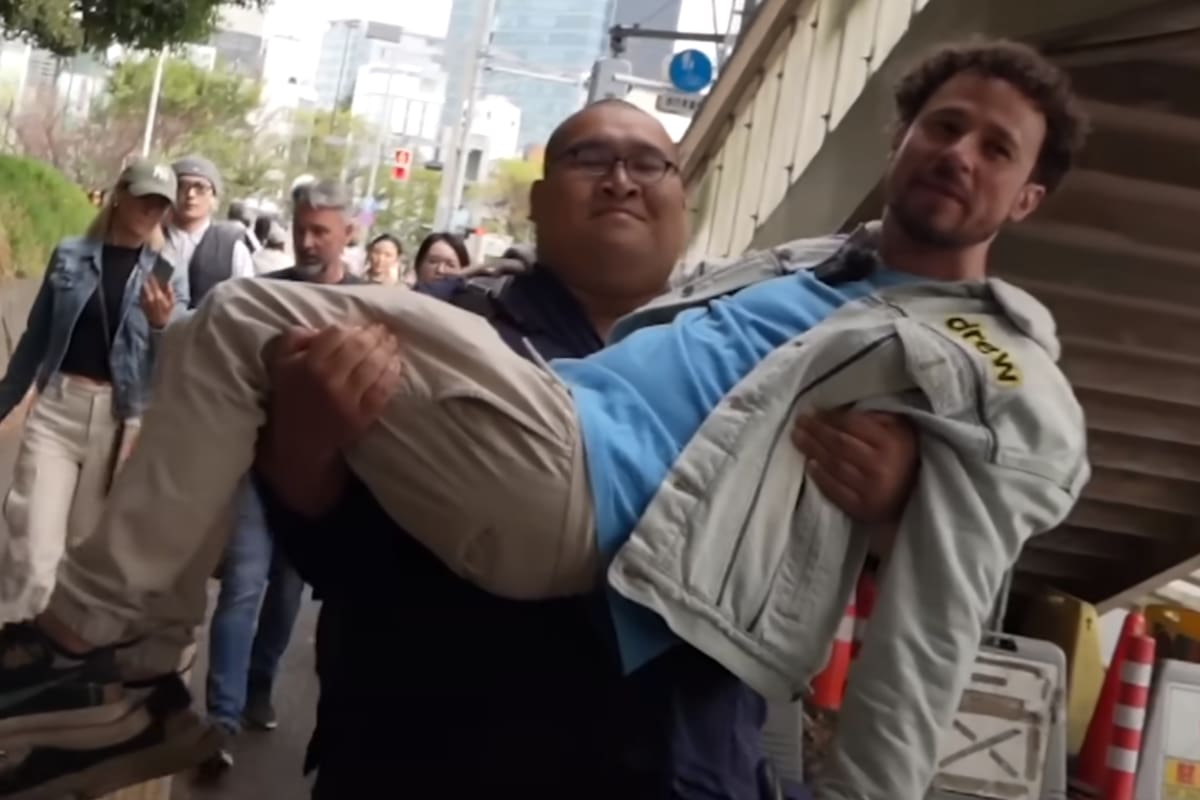 Luisito Comunica rentó a una novia y a un hombre gordo en Japón; esto es lo que pasó