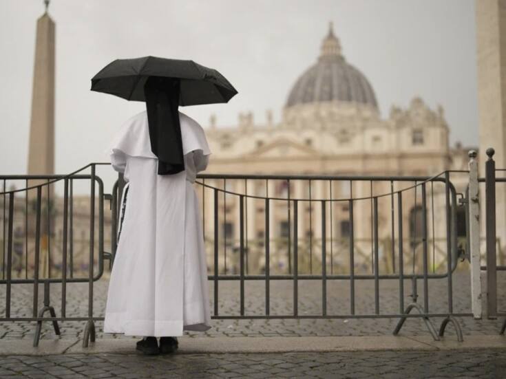 Víctimas denuncian presiones y excomuniones por revelar abusos en la Iglesia, según informe del Vaticano