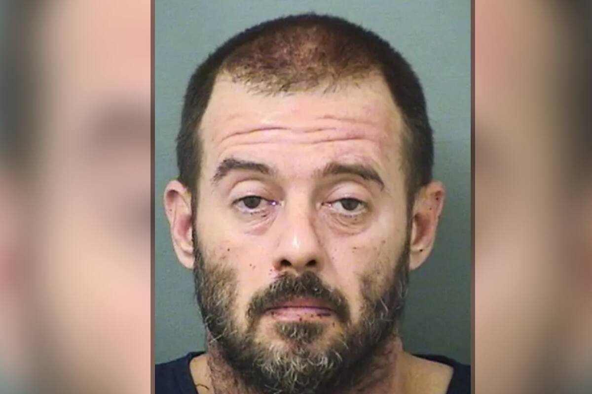 Conspiranoico de Florida mató a su padre porque recibió una vacuna