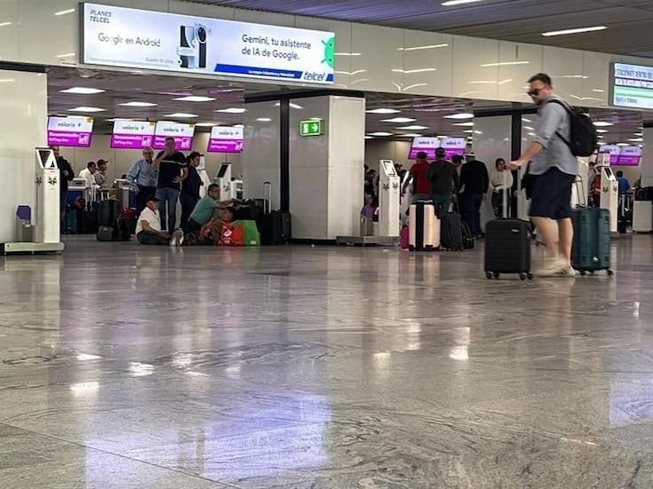 Aeroméxico, Viva Aerobús y Volaris reanudan vuelos en Guadalajara y Puerto Vallarta tras bloqueos; permiten cambios sin costo a pasajeros