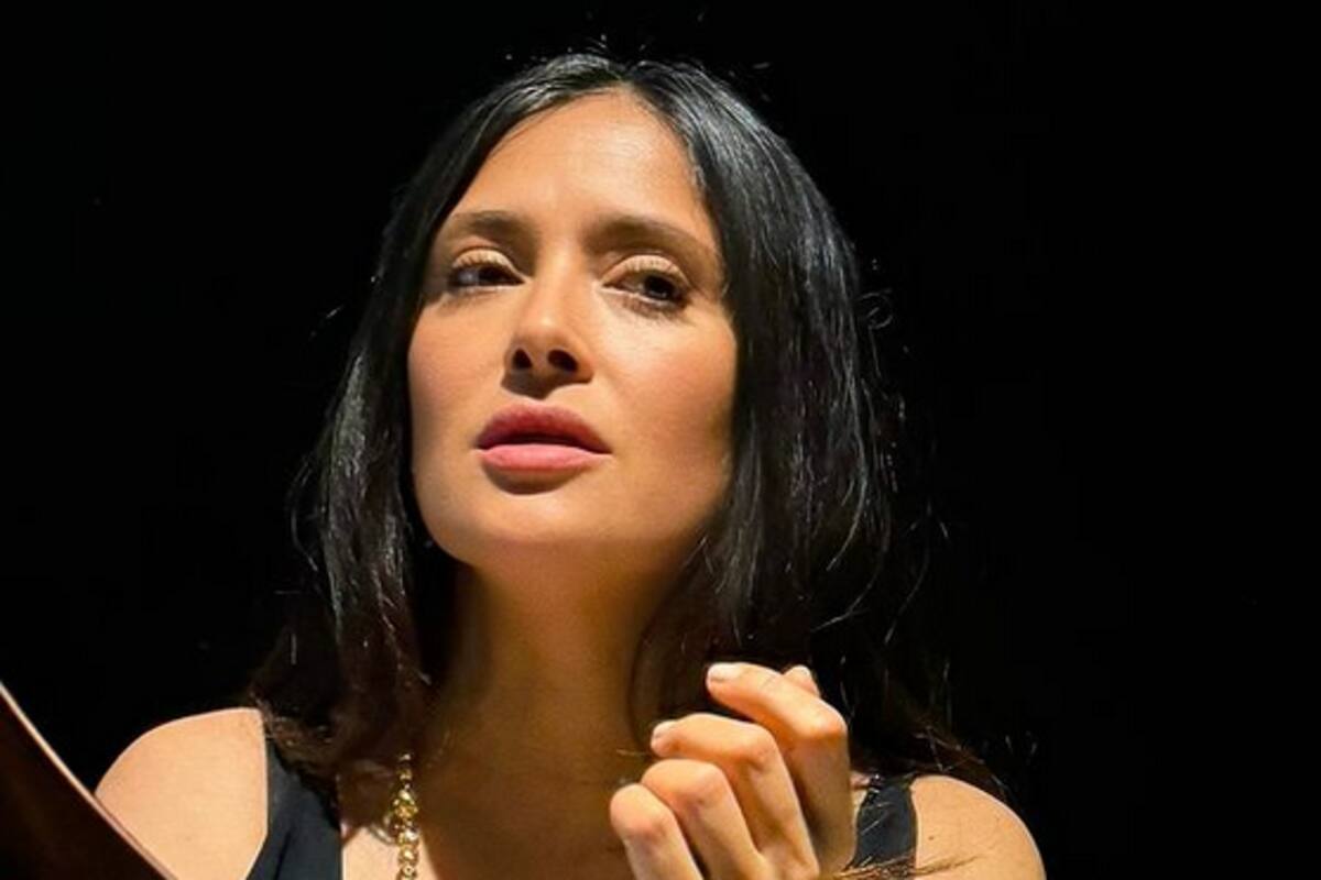 Salma Hayek recibe dulce de origen mexicano tras su llegada al Festival Internacional de Cine de Toronto