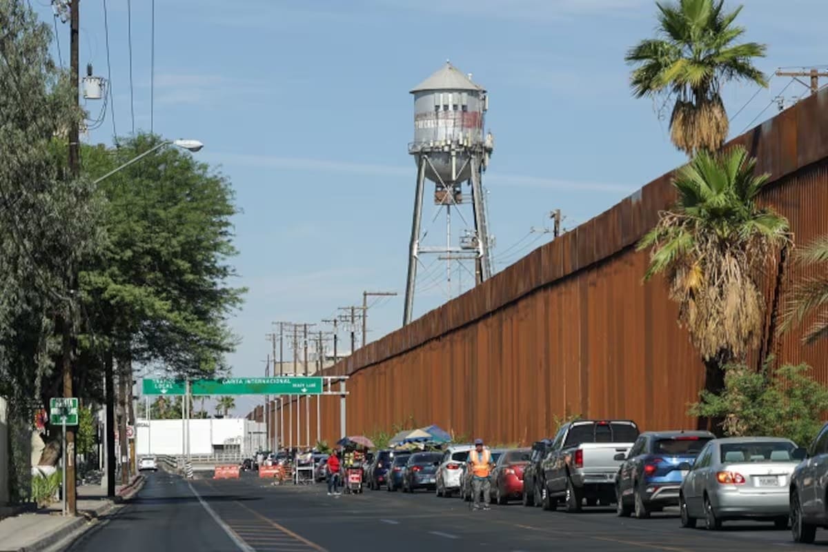 Garitas de Calexico reportan esperas de hasta 1 hora 20 minutos este domingo