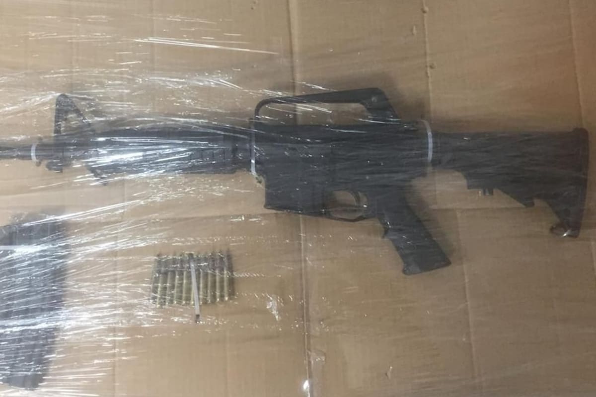 Localizan más de medio kilo de cocaína y material bélico