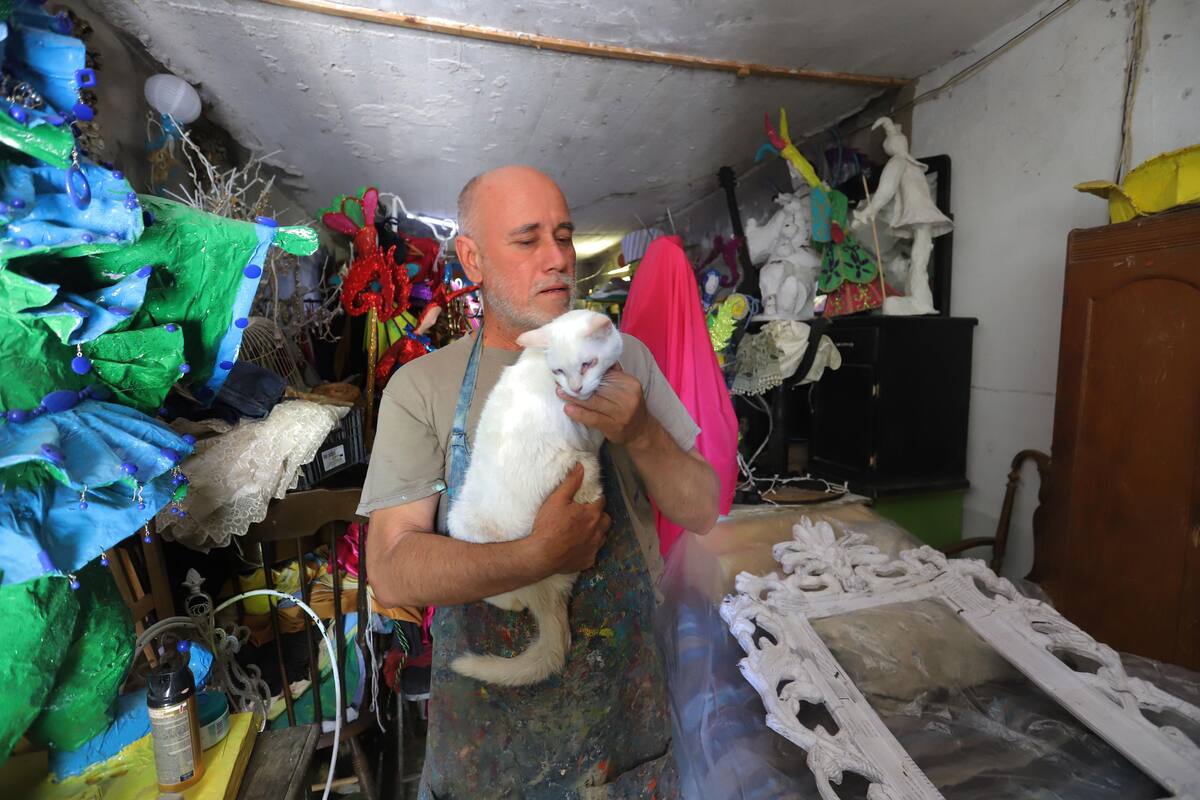 Tiene 63 días sin trabajo y sobrevive con 800 pesos a la quincena