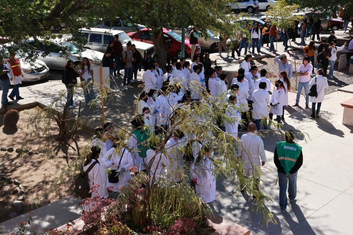 Simulacro de sismo en la Universidad de Sonora durante la Semana de Protección Civil se logró con éxito